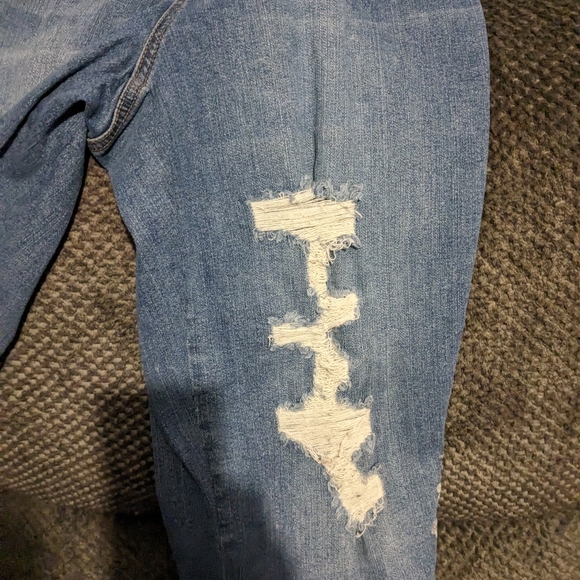 Women's distress plus size 16W jeans - Picture 6 of 9